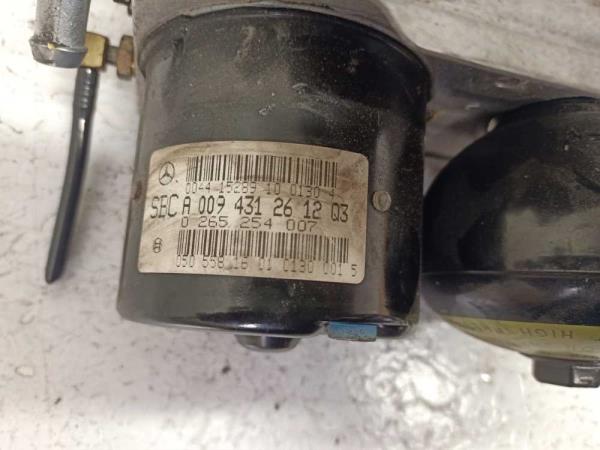 BLOC ABS/ESP MERCEDES CLASSE E W211 - Vue 2